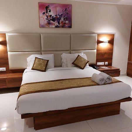Hotel Tranquil Манипала Екстериор снимка