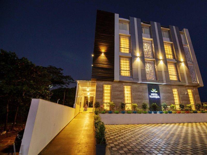 Hotel Tranquil Манипала Екстериор снимка
