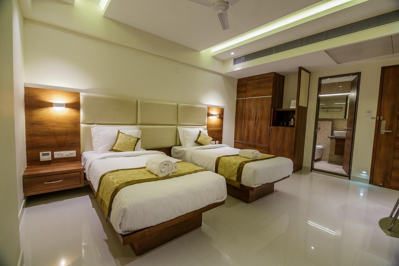 Hotel Tranquil Манипала Екстериор снимка