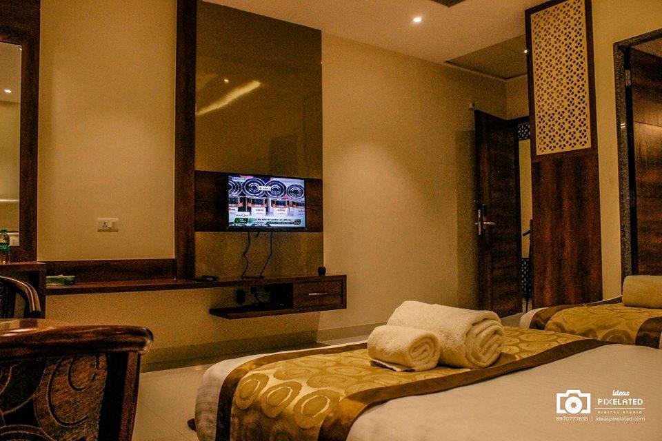 Hotel Tranquil Манипала Екстериор снимка