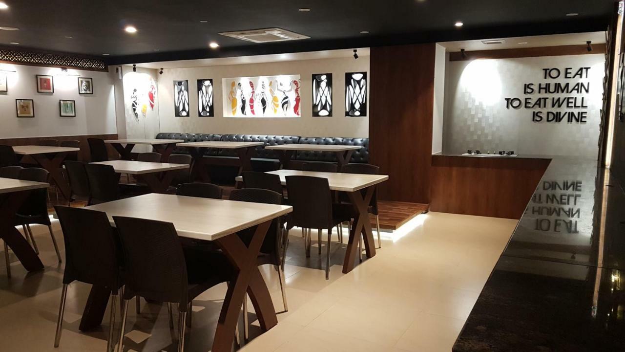 Hotel Tranquil Манипала Екстериор снимка